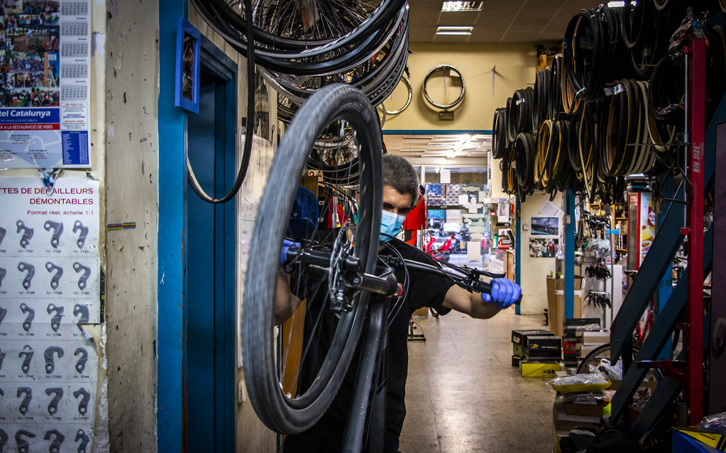 Gran cantidad reflejar Transformador Dónde reparar tu bicicleta en Granada – Hoy Granada
